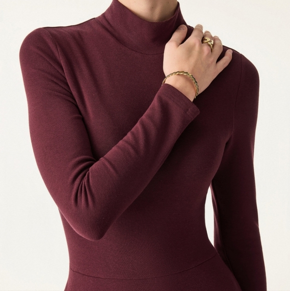 NWT OGL ProWarm Mockneck Midi Brami Dress with Pockets in Ruby Red Size S - Picture 2 of 11